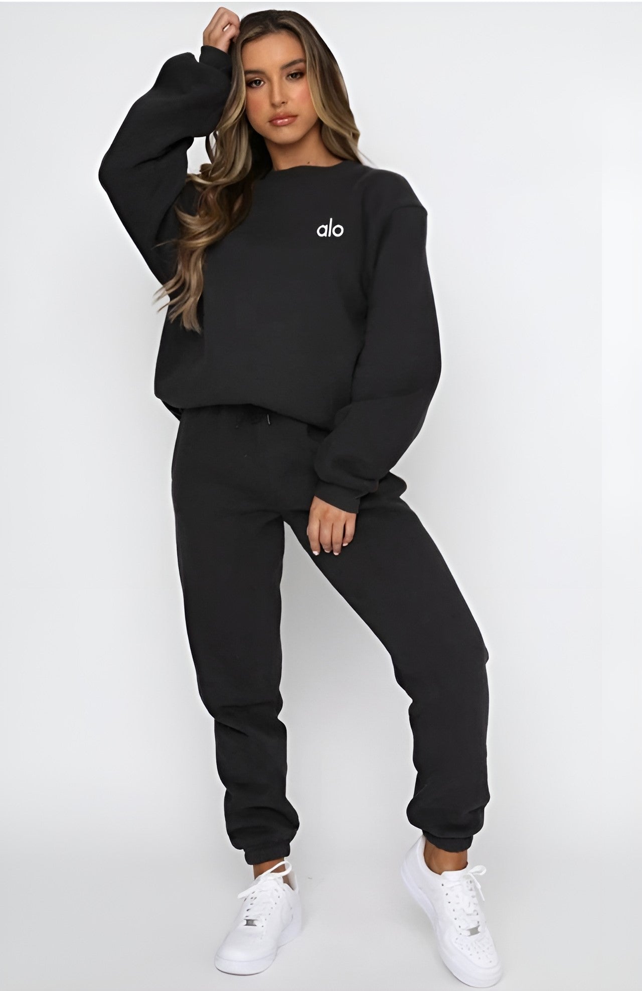 ALO Signature Lounge Set