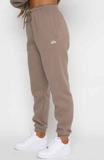 ALO Signature Lounge Set