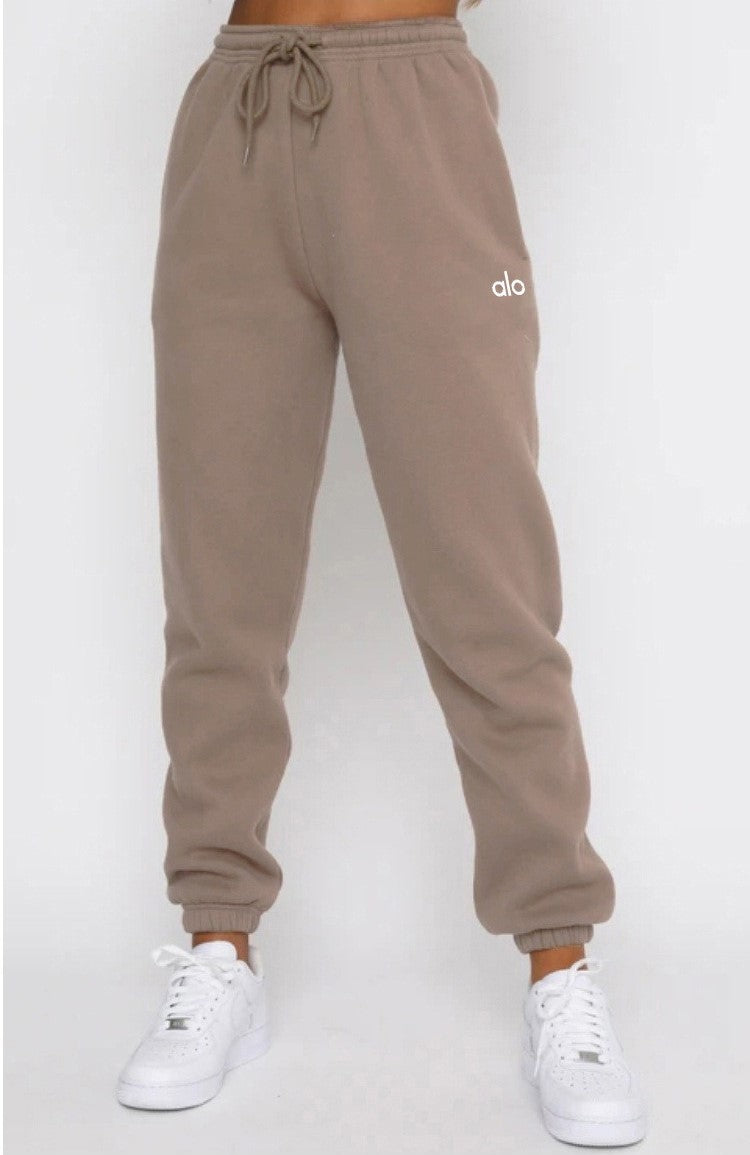 ALO Signature Lounge Set